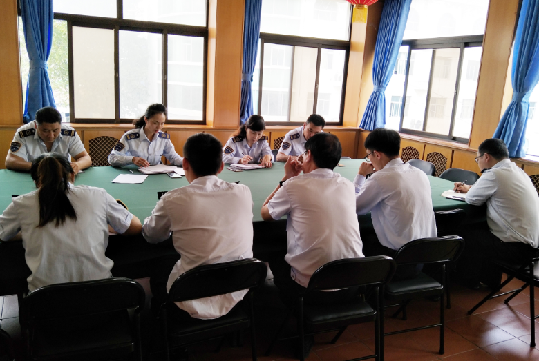 公交集團(tuán)佳連公司扎實(shí)做好“中秋、國慶”雙節(jié)期間作風(fēng)建設(shè)