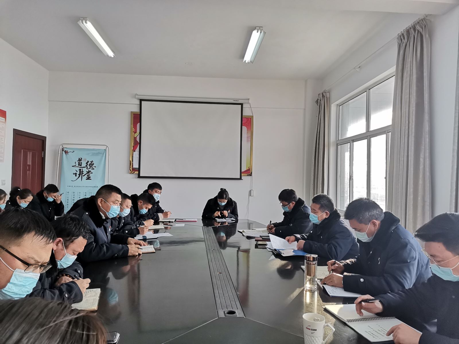 公交集團(tuán)公交事業(yè)二部召開(kāi)2020年度履行全面從嚴(yán)治黨主體責(zé)任述評(píng)暨班子述職述廉大會(huì)